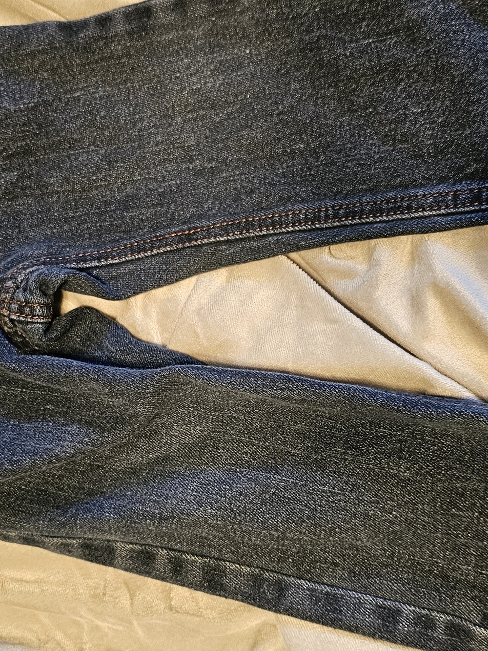 Cherokee Indigo Blue Men’s Jeans with Purple Brand Tag
